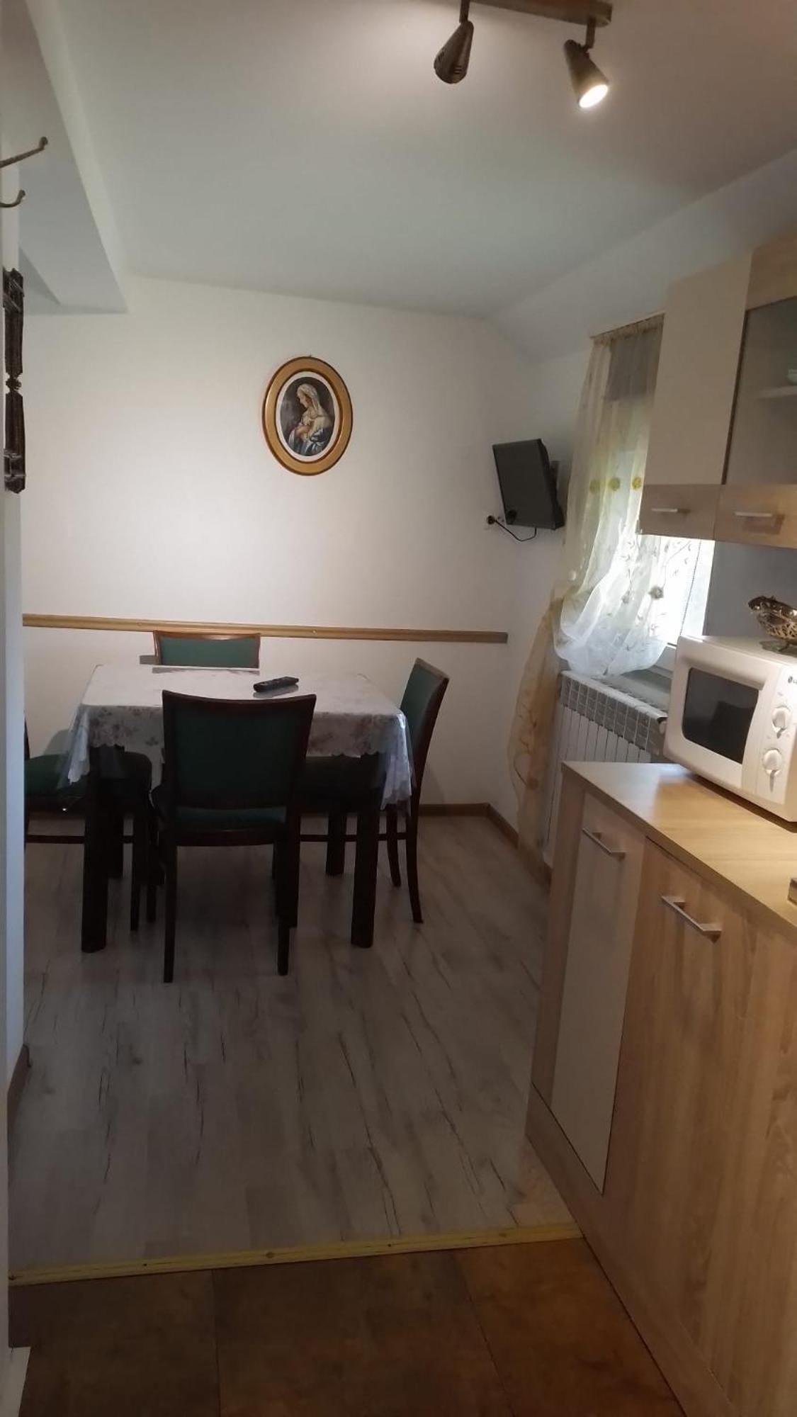 Casa Mamei Suceava Bagian luar foto